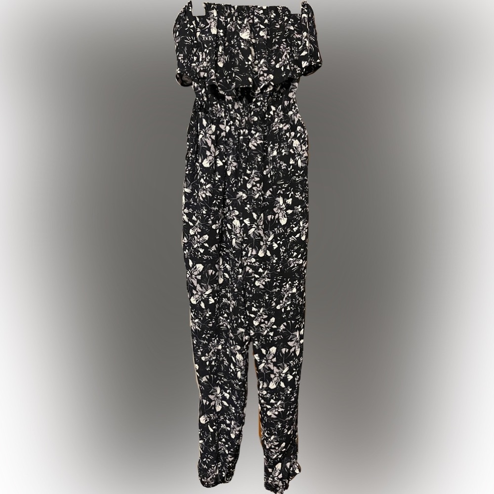 Blue and white Romper: juniors (size small)